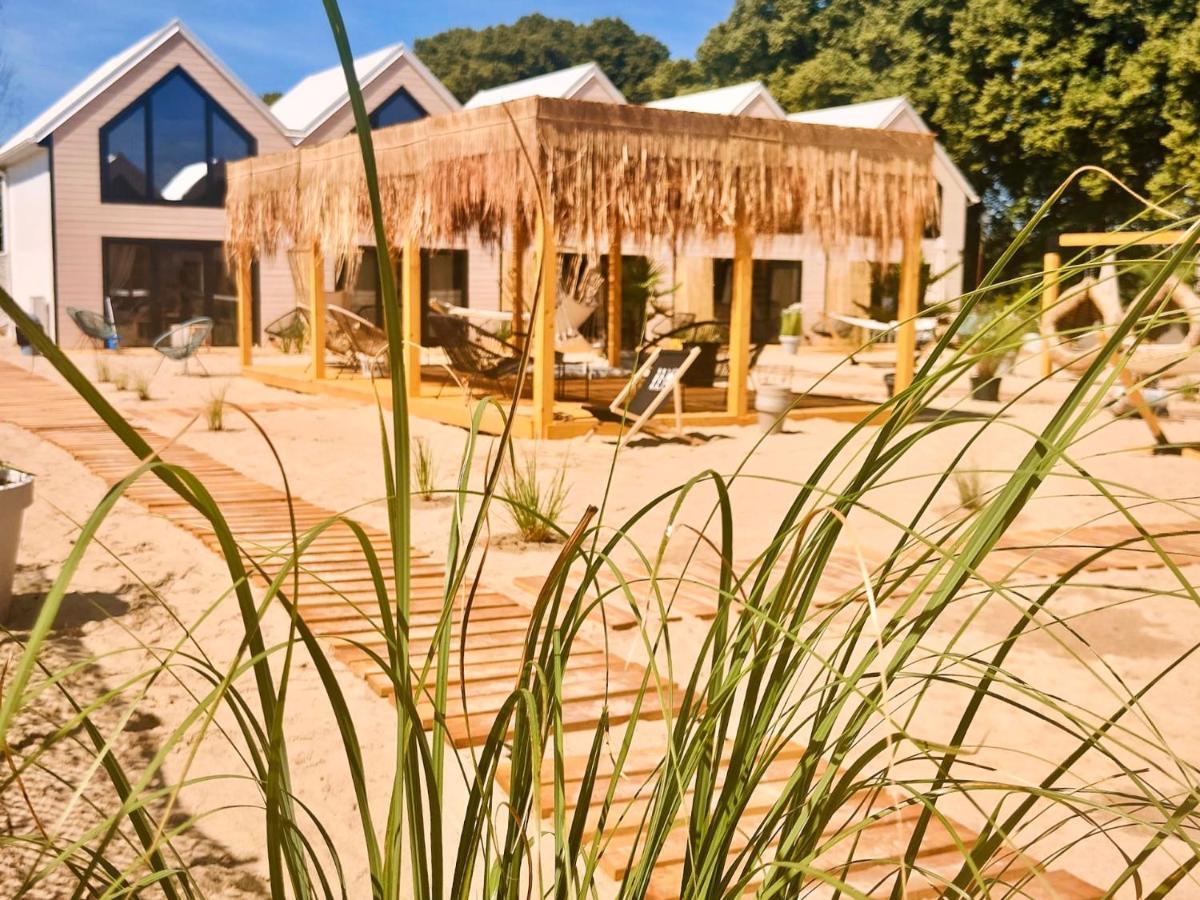Lulu Holiday Resort Domki Z Podgrzewanym Basenem Großmöllen Exterior foto