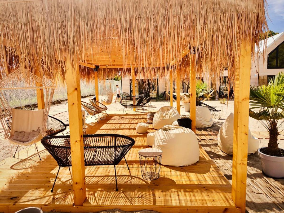 Lulu Holiday Resort Domki Z Podgrzewanym Basenem Großmöllen Exterior foto